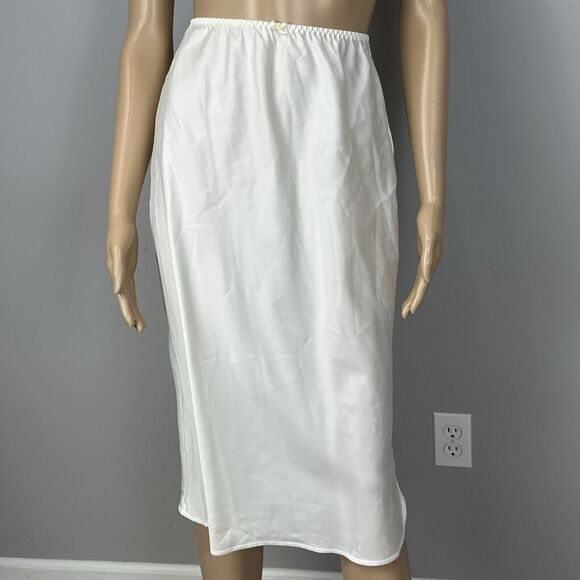 Vintage Vassarette Satin Half Slip Size Small TT Ivory Off White Walking Slit - Picture 1 of 6